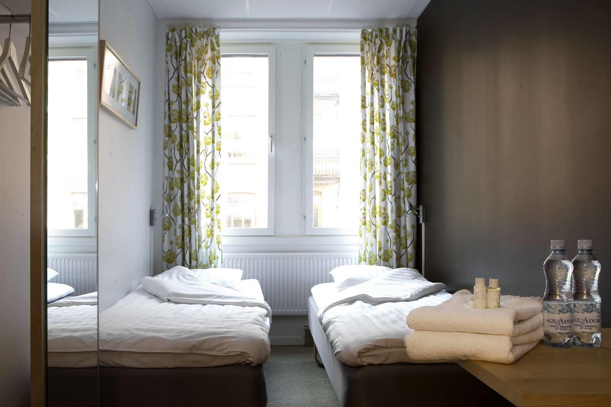Slottsskogen Hotel 2*